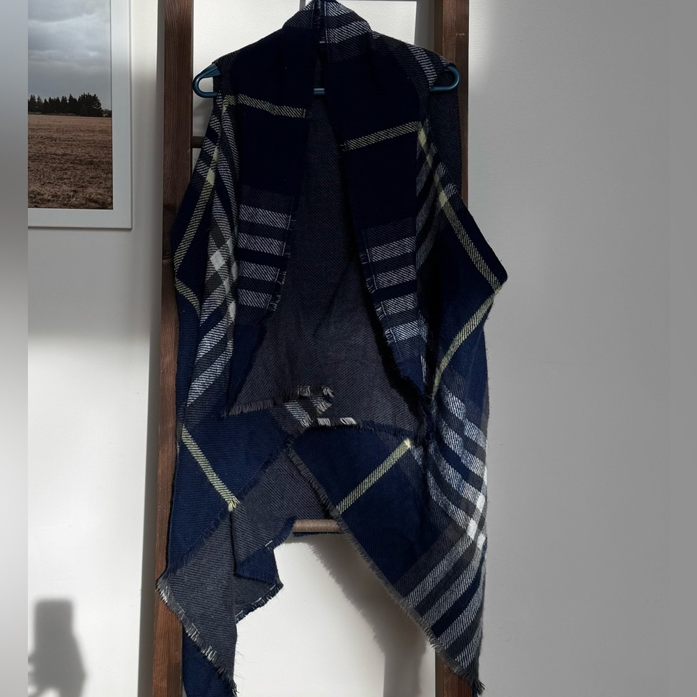 Lord & Taylor Shawl